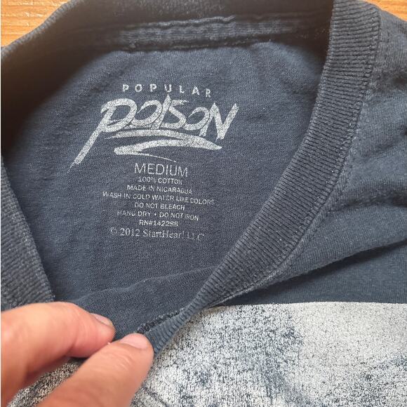 Popular Poison black Marilyn Monroe bandana graphic short sleeve shirt SIZE M - Picture 3 of 4